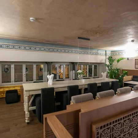 1890 & (adults Only) 4*